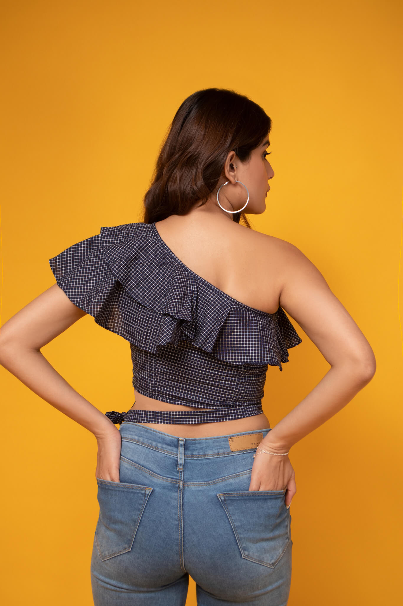 THE NAUTICAL CHECKS TOP