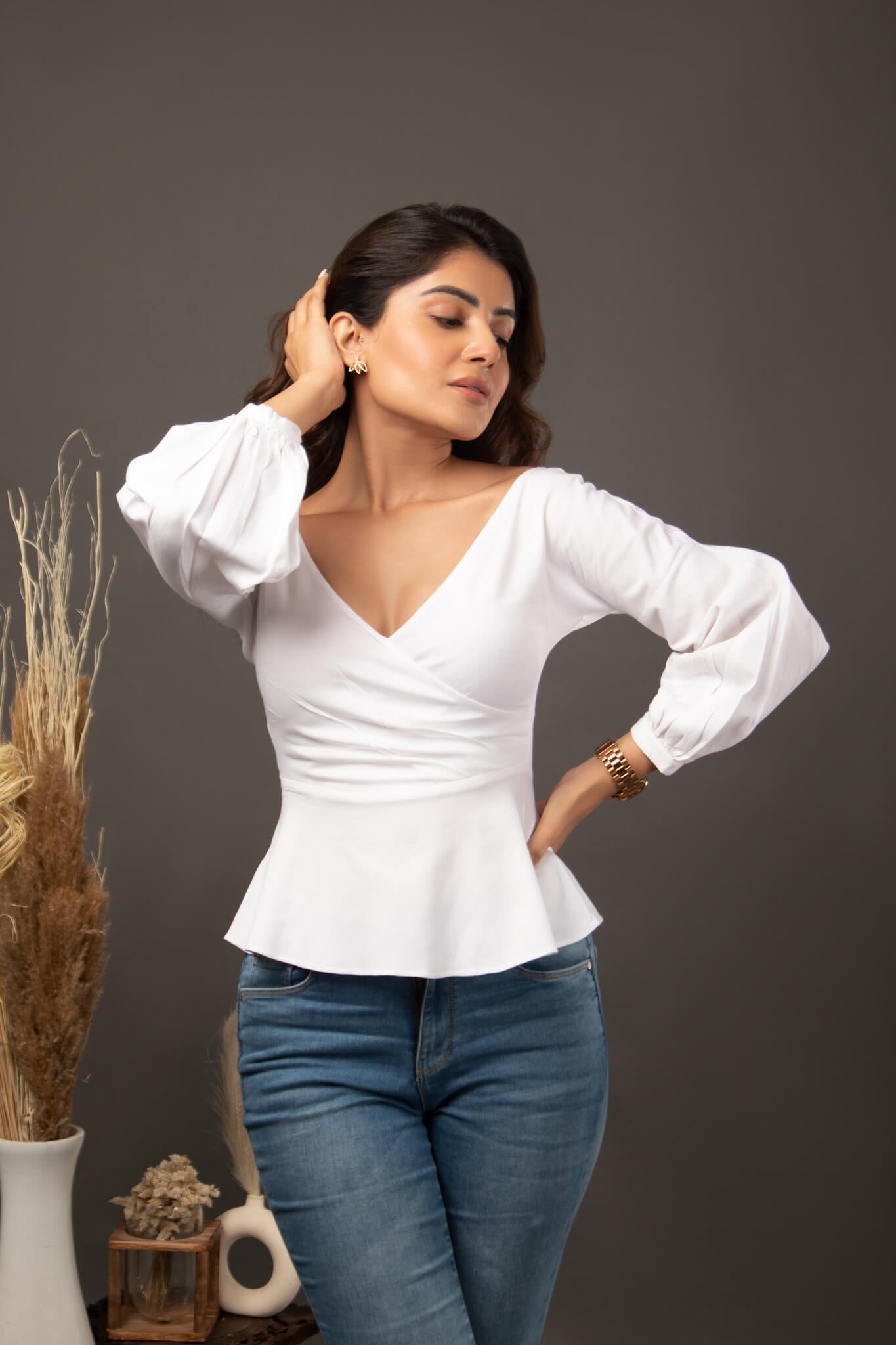 THE WHIMSICAL WHITE TOP